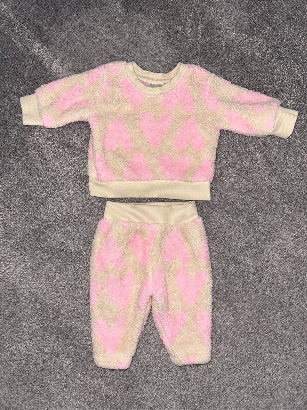 Hanna Andersson Baby Girls’ (0-3M) Outfit
